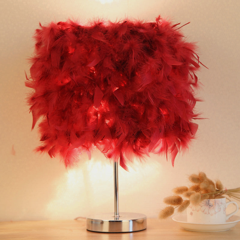 Feathers table lamp